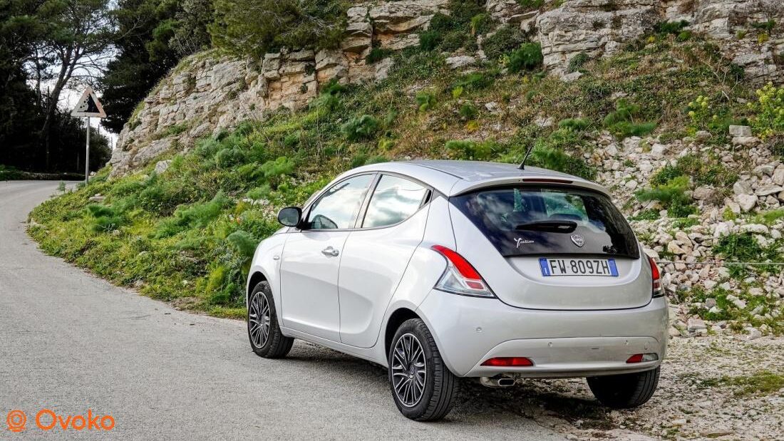 lancia ypsilon hybrid problemi