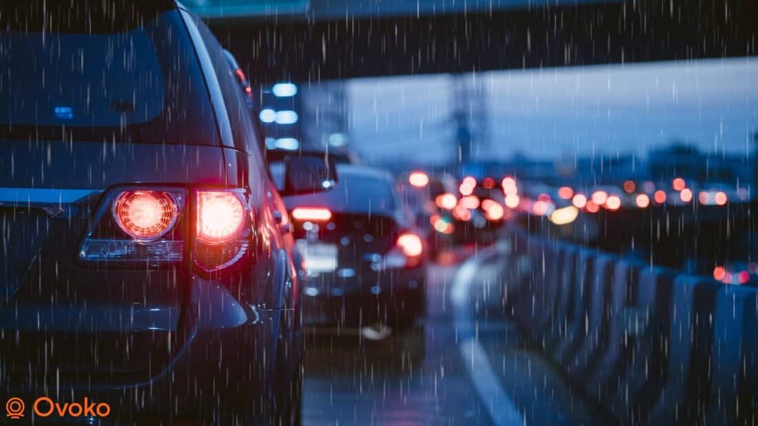 Come guidare con la pioggia in sicurezza