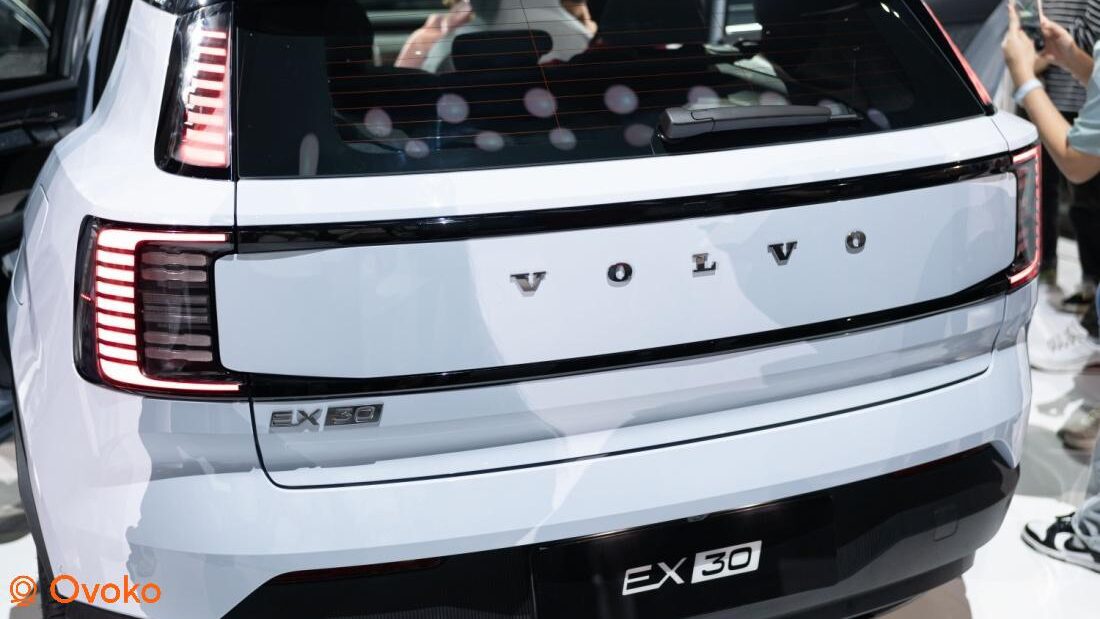 volvo ex30 problemi​