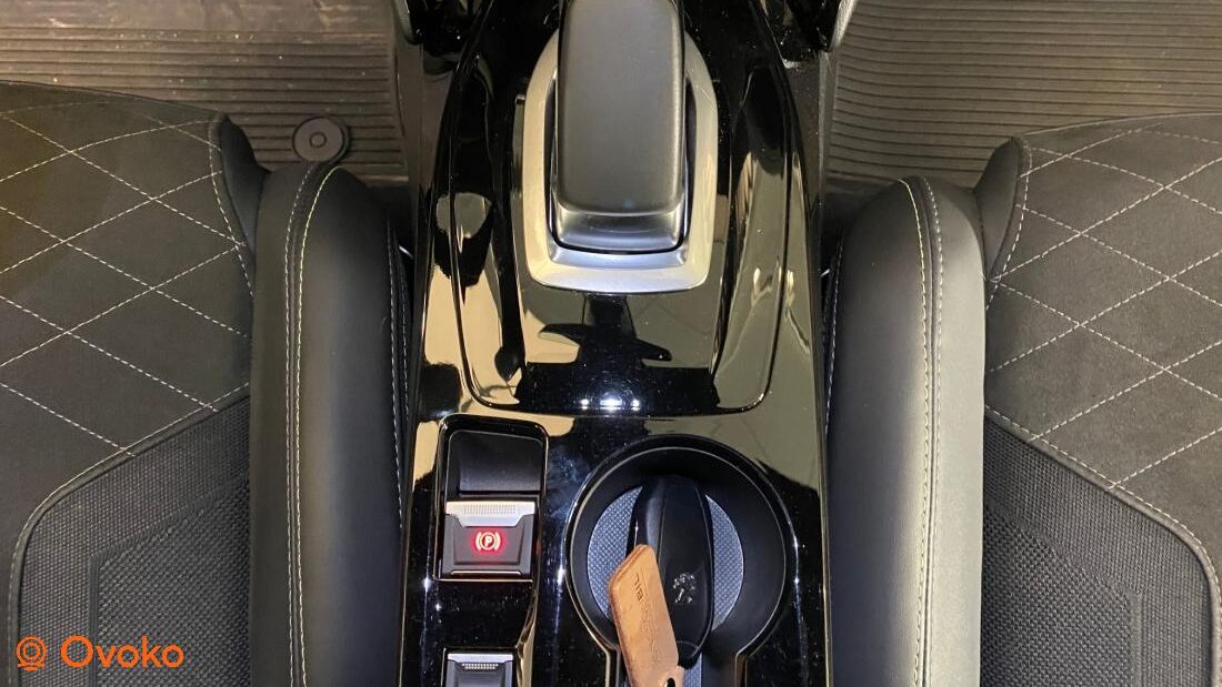peugeot 208 problemi​